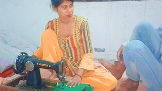 Desi Indian Bhabhi Ko Darji Ne Lund Daal Khub Choda and Facial on her Mouth ( Hindi Audio )